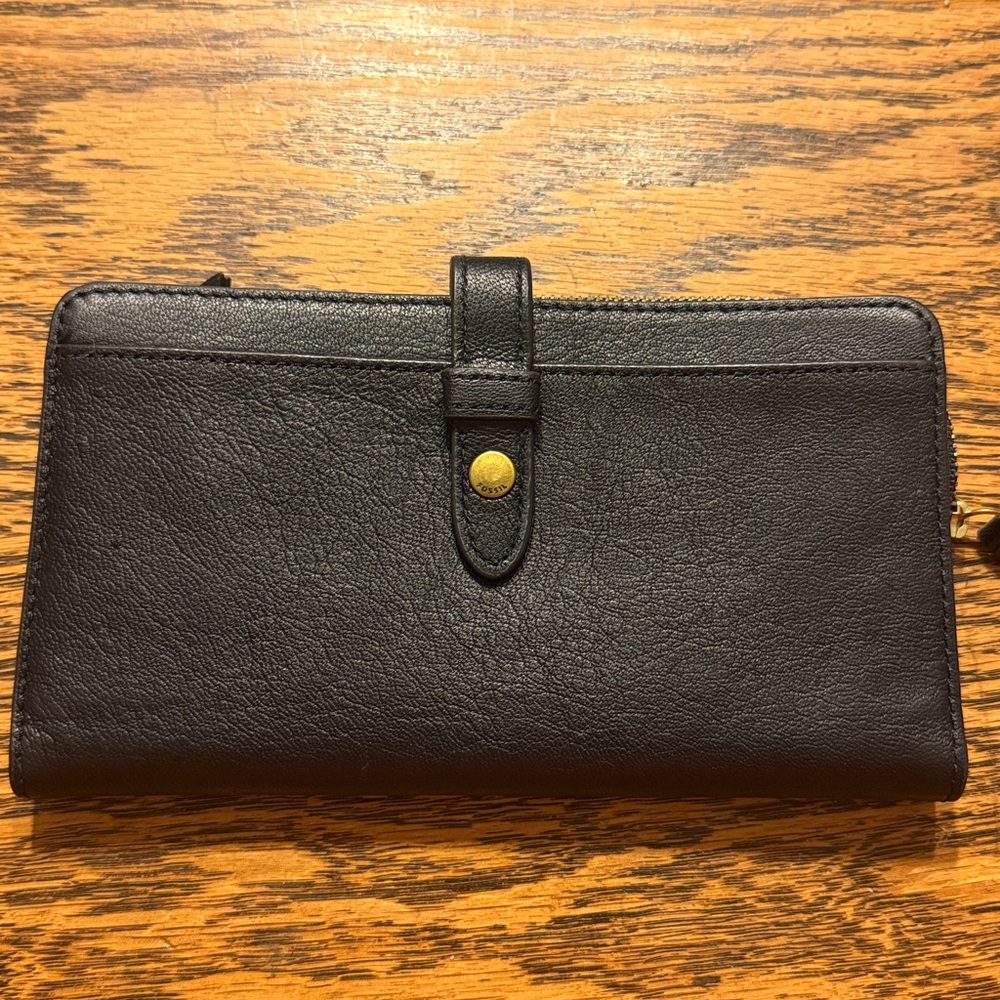 Fossil Womens Fiona Tab Clutch Wallet Black Snap